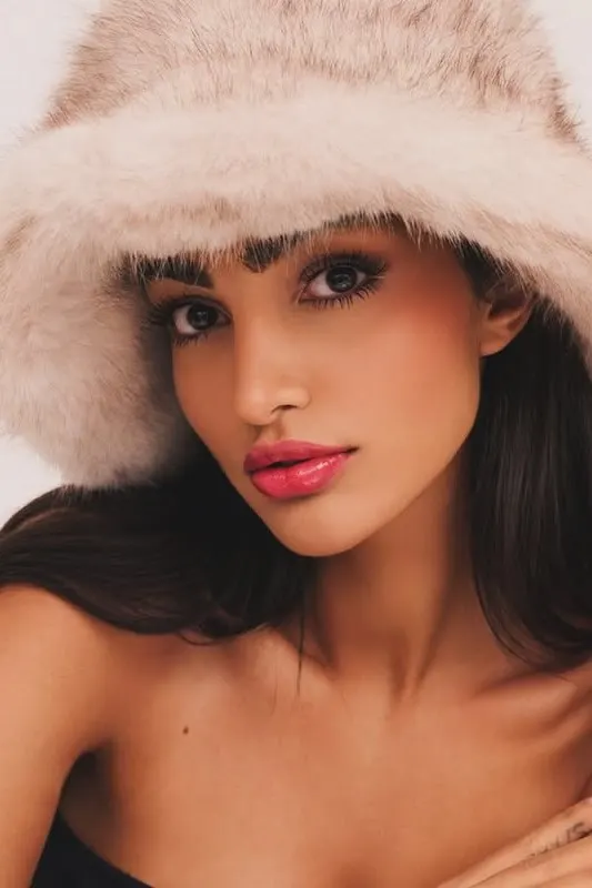 Model Tatiana 